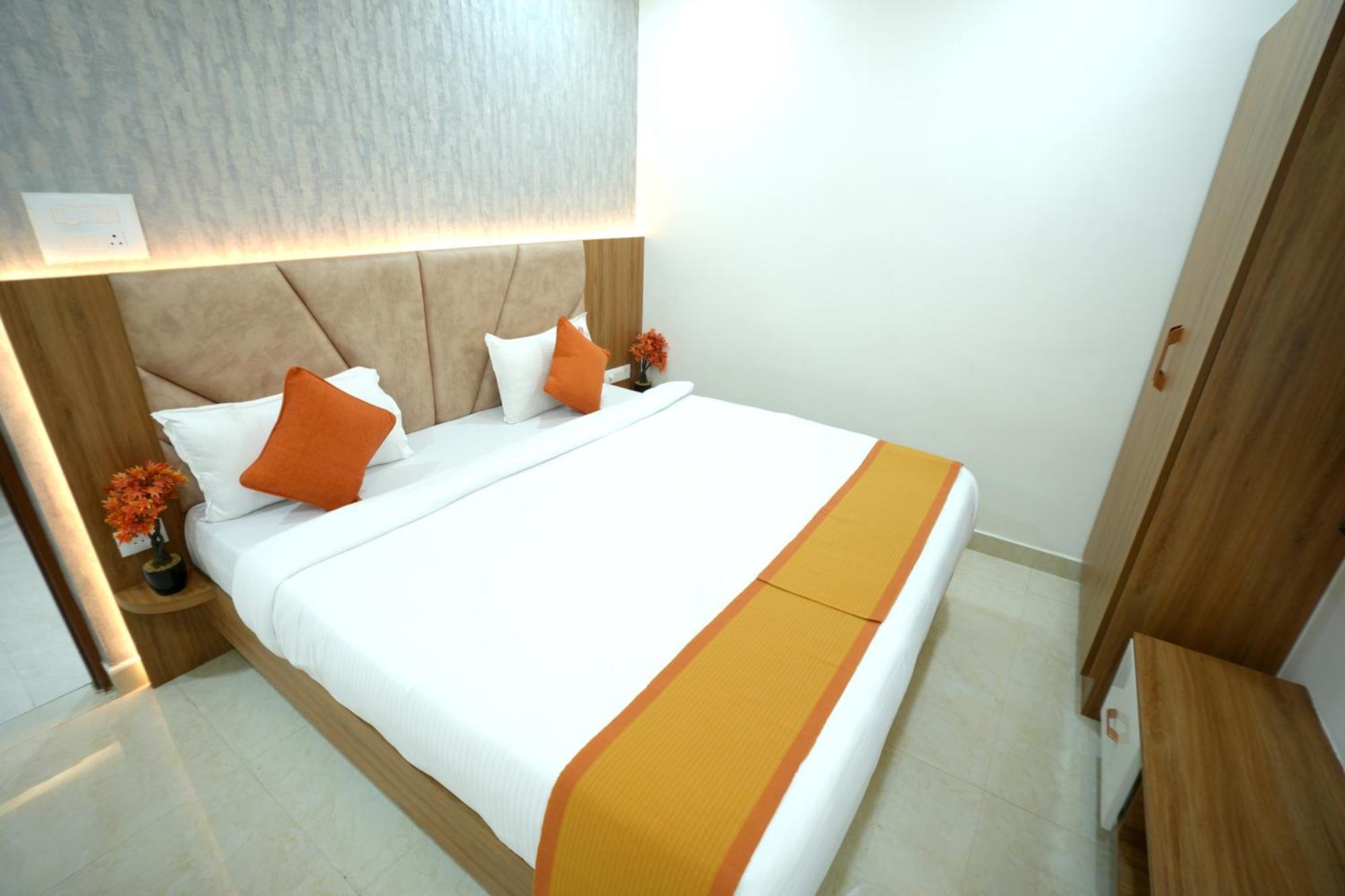Viola Suites Hajdarabad Zewnętrze zdjęcie